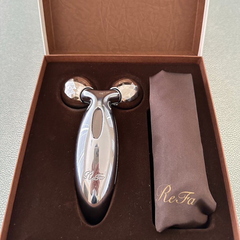 New ReFa Carat Beauty Roller for face and body